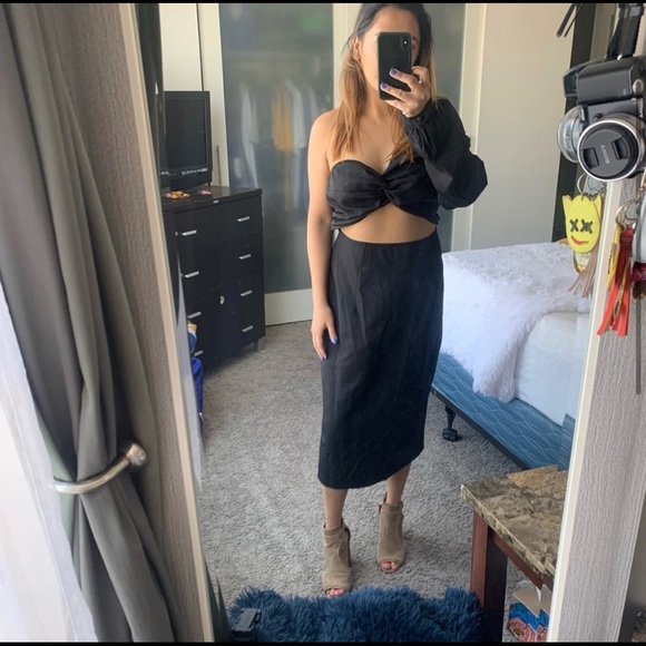 Flirty One Shoulder Dress - Picture 3 of 6